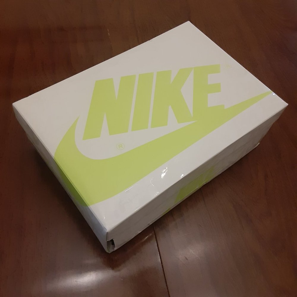 SIZE 6M / 7.5W - Jordan 1 Retro High OG Visionaire - 555088-702 - AUTHENTIC NEW! - Picture 11 of 13